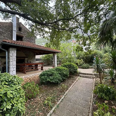 Ferienhaus With A - C In 55200