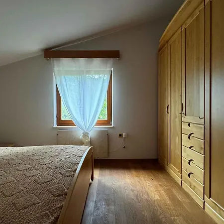 Ferienhaus With A - C In 55200