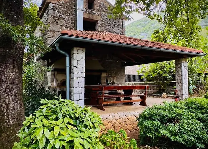 Ferienhaus With A - C In 55200 *